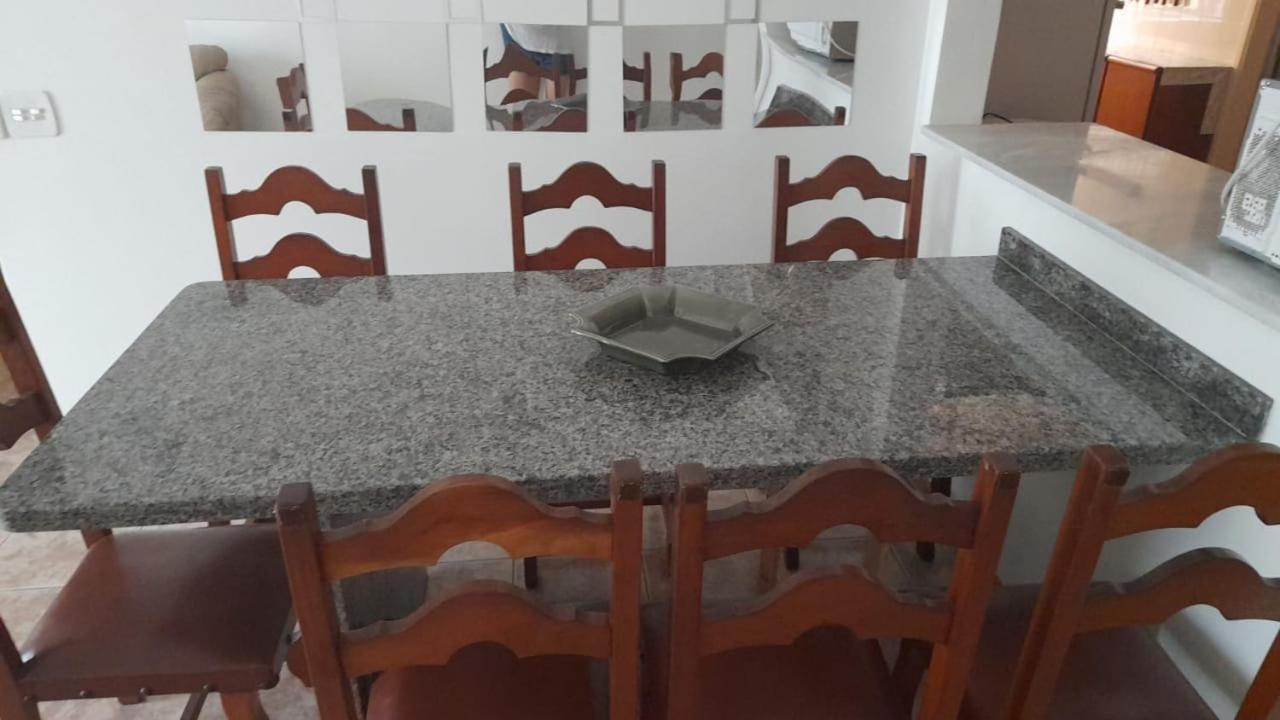 Aconchegante E Amplo Apartamento Familiar Pertinho Da Praia! กัวรูจา ภายนอก รูปภาพ